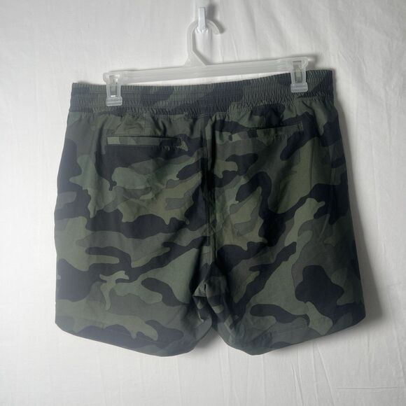 Old Navy Stretchtech Dry Quick Performance Camo Print Green Athletic Shorts L - Picture 2 of 5